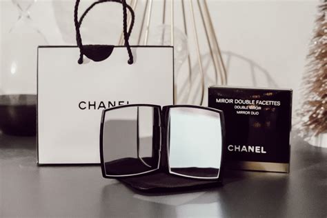 CHANEL Miroir grossissant MIROIR DOUBLE FACETTES